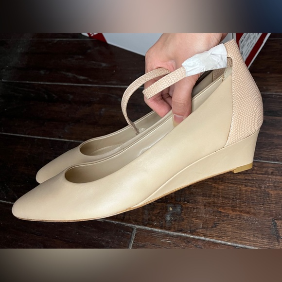 Nine West Wedge with Ankle Strap Size 5.5 - Picture 5 of 5